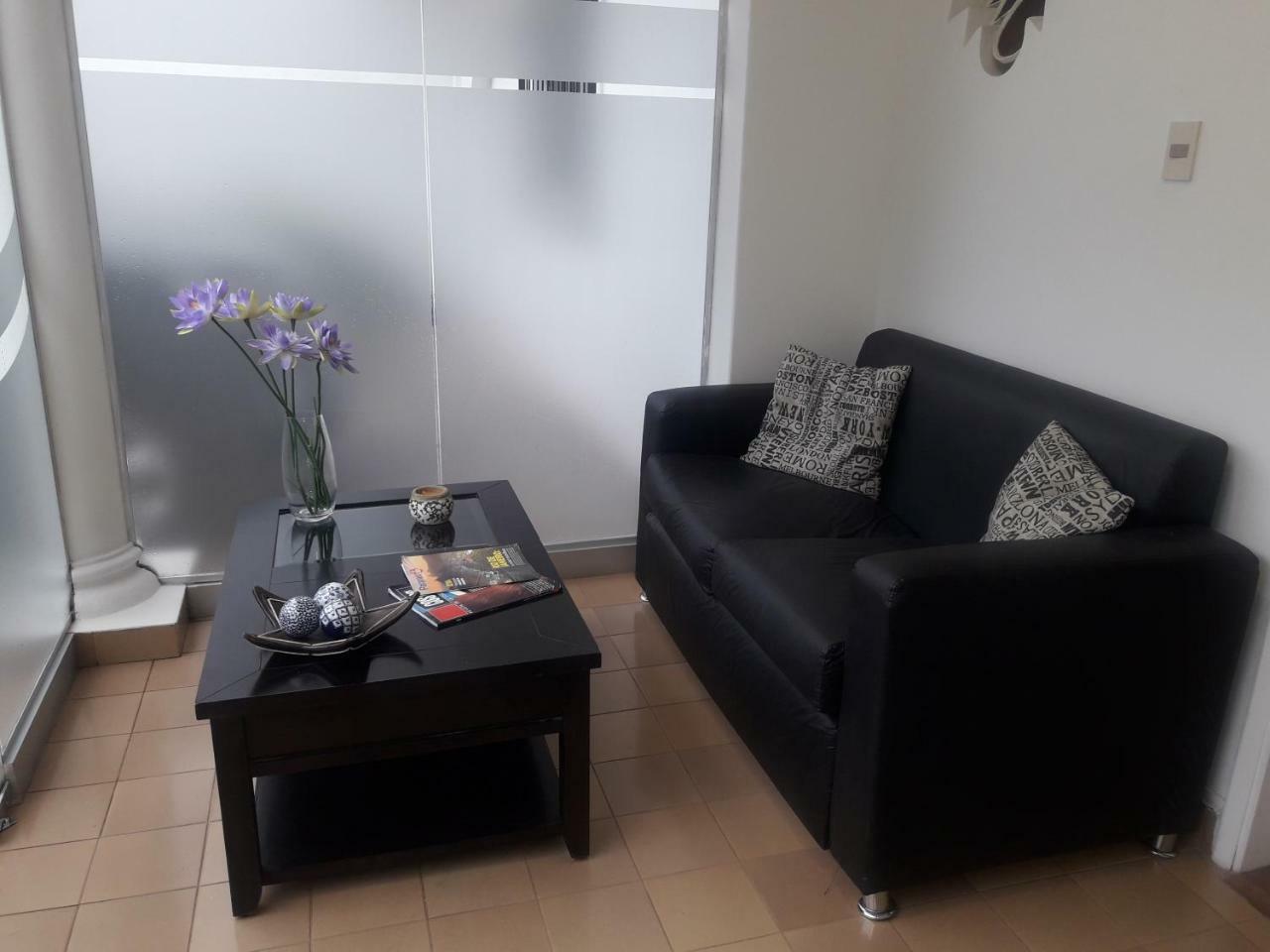 Hotel Casa Jardin อะซุนซิออง ภายนอก รูปภาพ