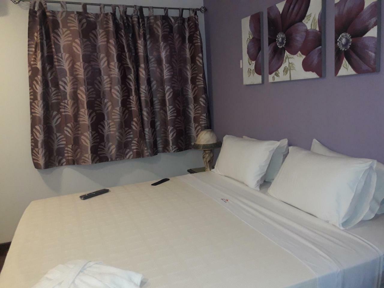 Hotel Casa Jardin อะซุนซิออง ภายนอก รูปภาพ