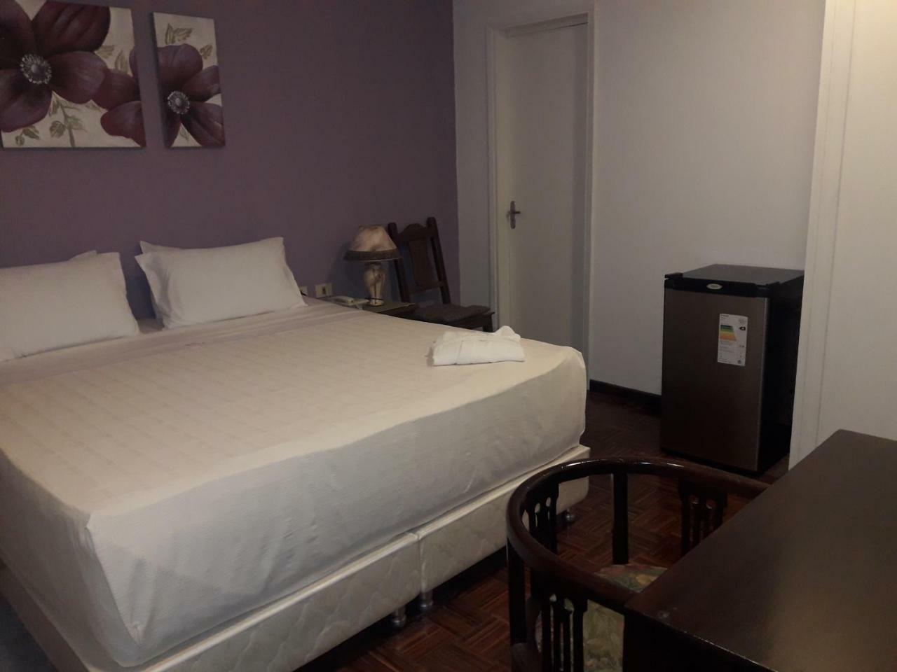 Hotel Casa Jardin อะซุนซิออง ภายนอก รูปภาพ